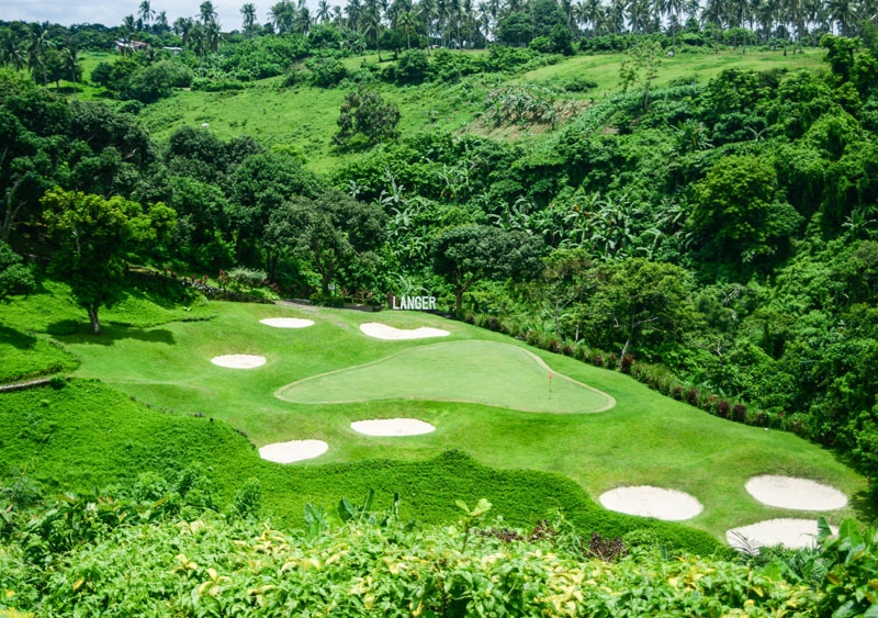 The Riviera Golf Club