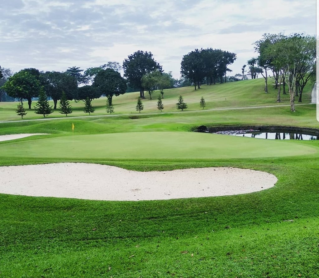 Valley Golf & Country Club